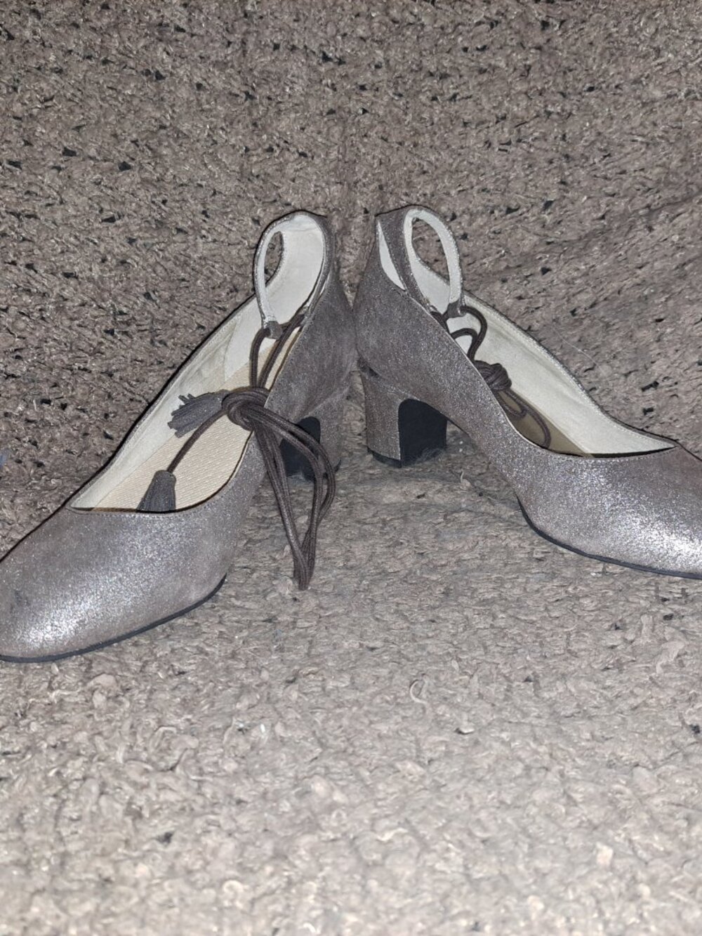 ANTHROPOLOGIE-LIEN DO-Metallic Suede-Pachuca Lace Up Tassel Heel-Sz 10-Near Min - Picture 4 of 8
